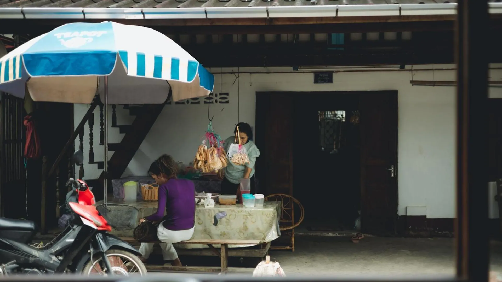 1950 Luangprabang Hostel
